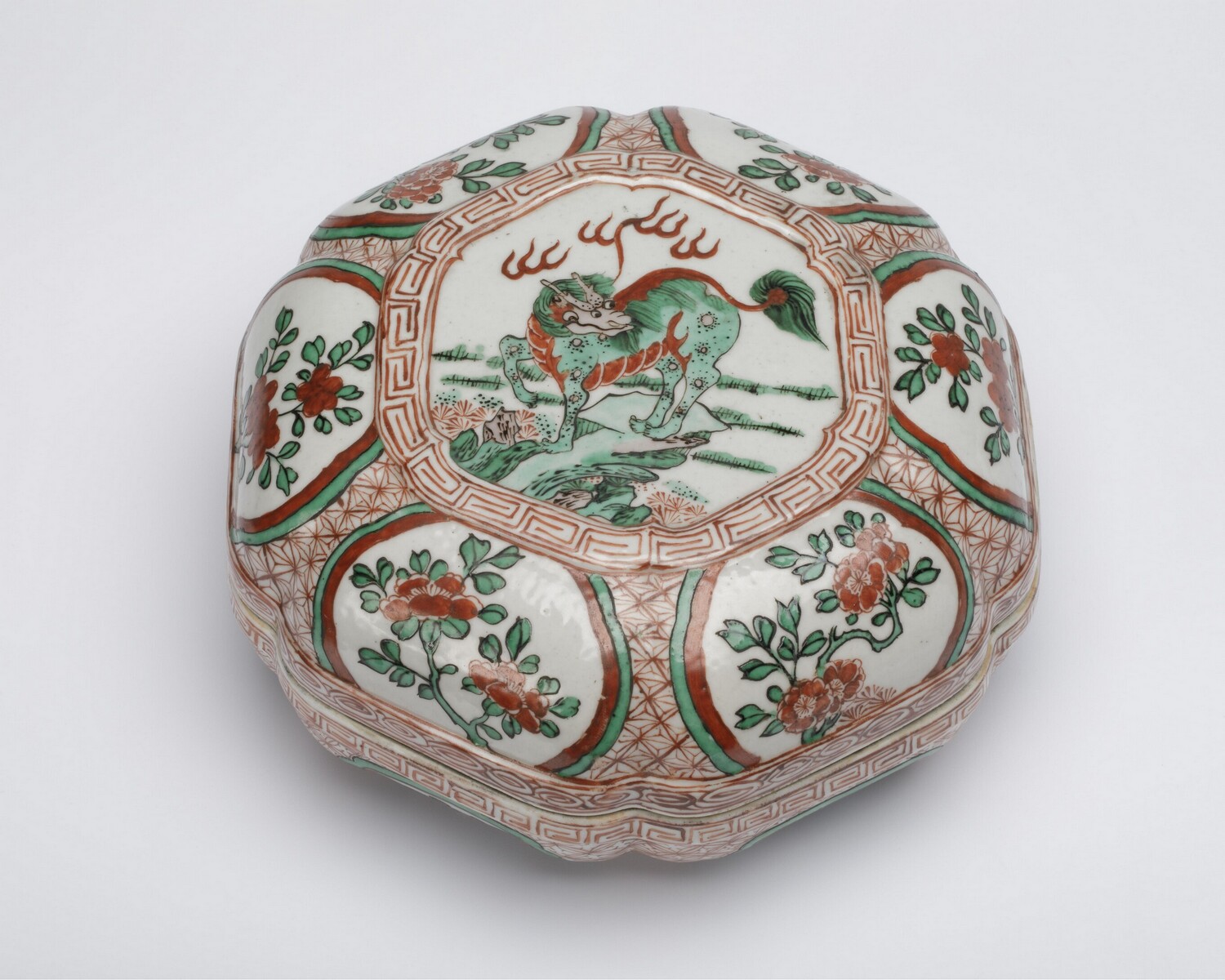 http://collectie.wereldmuseum.nl/lodimages/cc/imageproxy.ashx?filename=images%2FImages%2FRV%2F%2Frv-3262-15a.jpg&cache=yes